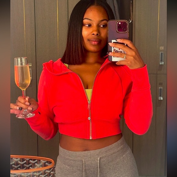 Pink lululemon cropped zip up hoodie size small - Picture 6 of 6